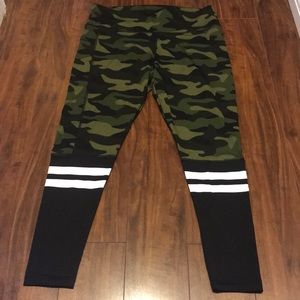 Awesome leggings!! 🔥🔥